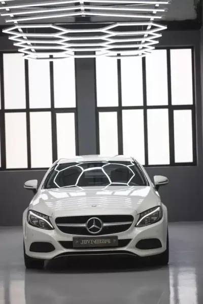 Mercedes-Benz C 220 2017 - 26850 EUR, 184333 km - AUTO.MOTO.pt - 184333km - foto 2 de 17