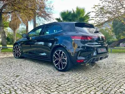 Renault Mégane 2022 - 39990 EUR, 37500 km - AUTO.MOTO.pt - 37500km - foto 18 de 36