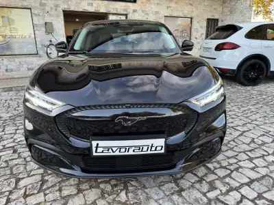 Ford Mustang Mach-E 2021 - 28990 EUR, 118000 km - AUTO.MOTO.pt - 118000km - foto 3 de 42