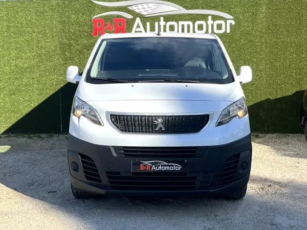 Peugeot Expert 1.5 BlueHDi L2 IVA DEDUTÍVEL 2020 - 16500 EUR, 135000 km - AUTO.MOTO.pt - 135000km - foto 4 de 17
