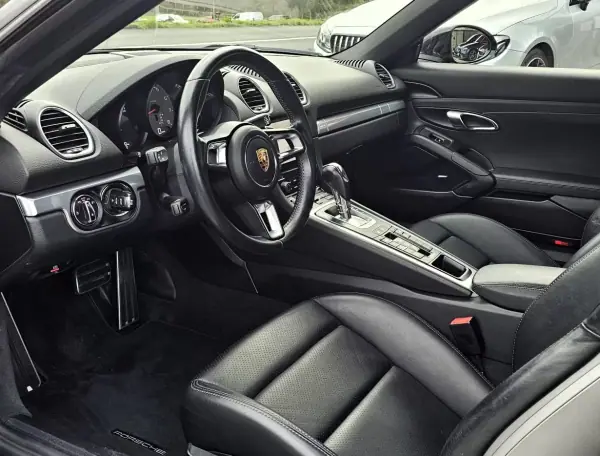 Porsche 718 Boxster 2016 - 64999 EUR, 26000 km - AUTO.MOTO.pt - 26000km - foto 7 de 27