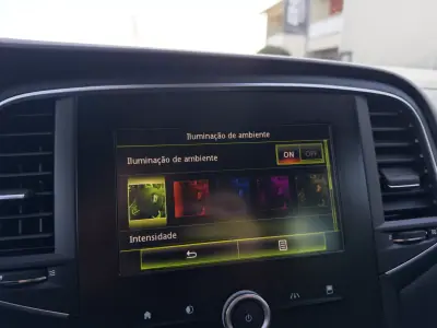 Renault Mégane Sport Tourer 2016 - 13990 EUR, 163000 km - AUTO.MOTO.pt - 163000km - foto 37 de 47