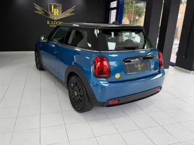 MINI 3 Portas 2023 - 23000 EUR, 4690 km - AUTO.MOTO.pt - 4690km - foto 37 de 38