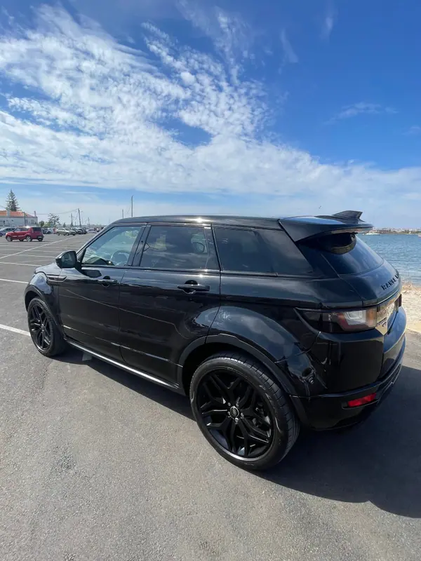Land Rover Range Rover Evoque 2.0 D180 AWD R-Dynamic HSE Auto 2017 Diesel