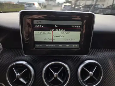 Mercedes-Benz A 180 2015 - 17990 EUR, 137000 km - AUTO.MOTO.pt - 137000km - foto 26 de 36
