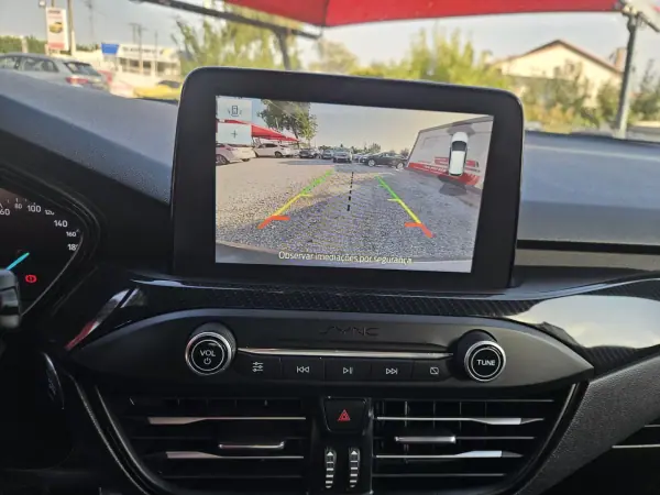 Ford Focus SW 2019 - 13800 EUR, 115000 km - AUTO.MOTO.pt - 115000km - foto 22 de 54
