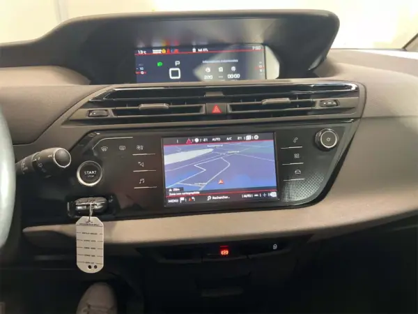 Citroën C4 Spacetourer 2022 - 20500 EUR, 107419 km - AUTO.MOTO.pt - 107419km - foto 8 de 9