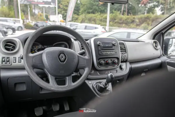 Renault Trafic 1.6dCi L1H1 9 Lugares NACIONAL 2016 Diesel