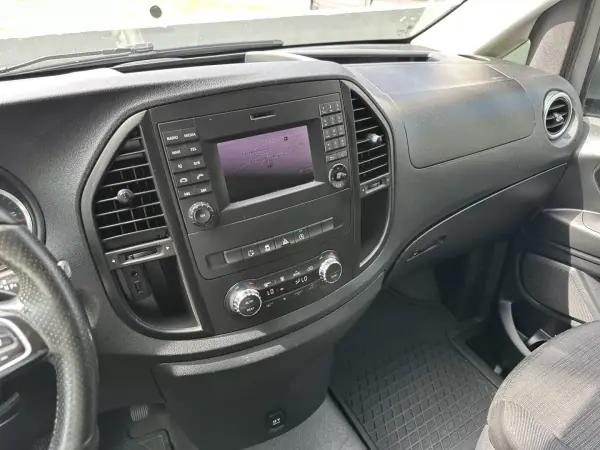 Mercedes-Benz Vito Tourer 2016 - 24900 EUR, 286000 km - AUTO.MOTO.pt - 286000km - foto 39 de 54