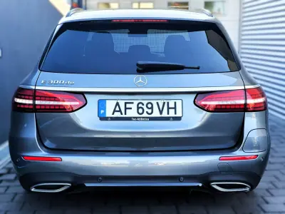 Mercedes-Benz E 300 2021 - 33950 EUR, 148000 km - AUTO.MOTO.pt - 148000km - foto 3 de 34