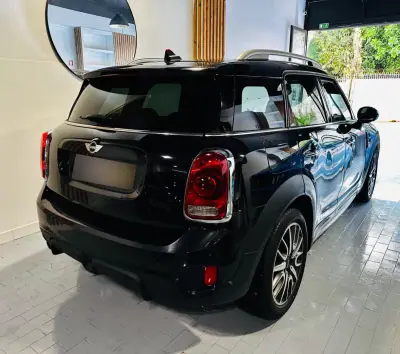 MINI Countryman 2017 - 17000 EUR, 166000 km - AUTO.MOTO.pt - 166000km - foto 4 de 12