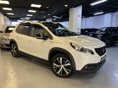 Peugeot 2008 2017 - 10990 EUR, 102000 km - AUTO.MOTO.pt - 102000km - foto 26 de 40