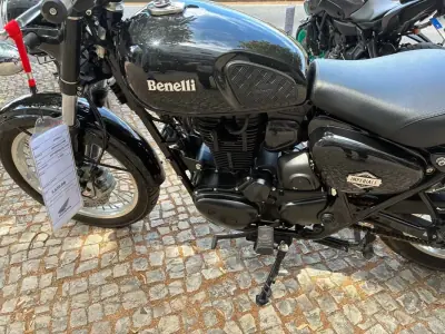 Benelli 302S 2022 - 3650 EUR, 1922 km - AUTO.MOTO.pt - 1922km - foto 2 de 12
