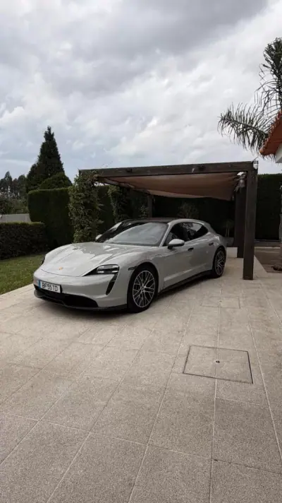 Porsche Taycan Cross Turismo 2022 - 69900 EUR, 58900 km - foto 1 de 21