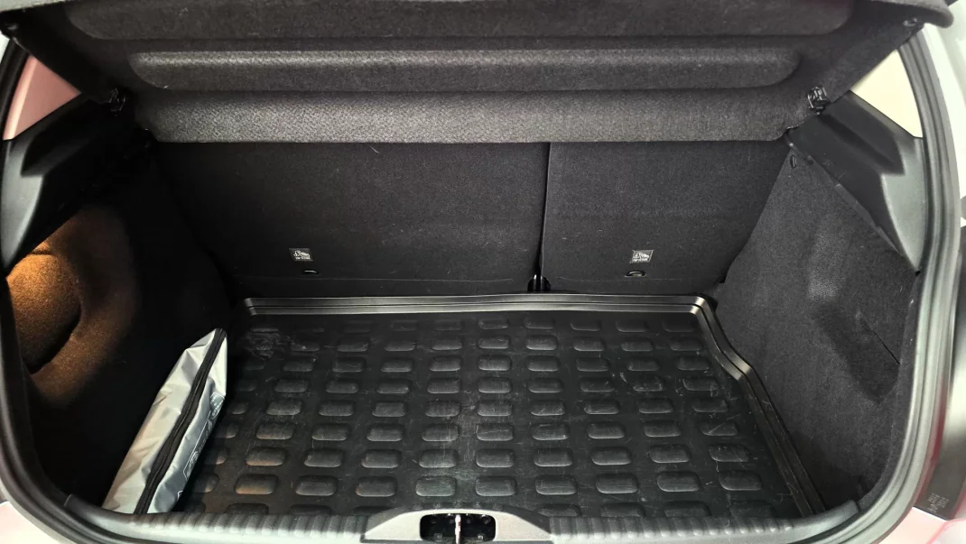 Citroën C3 2019 - 12750 EUR, 56334 km - AUTO.MOTO.pt - 56334km - foto 70 de 75