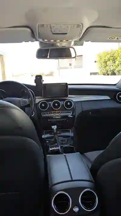 Mercedes-Benz C 200 2015 — foto 6 de 11