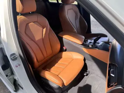 BMW 530e 2021 - 33900 EUR, 101252 km - AUTO.MOTO.pt - 101252km - foto 16 de 28