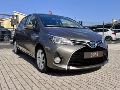 Toyota Yaris 2016 - 14500 EUR, 101000 km - AUTO.MOTO.pt - 101000km - foto 5 de 19