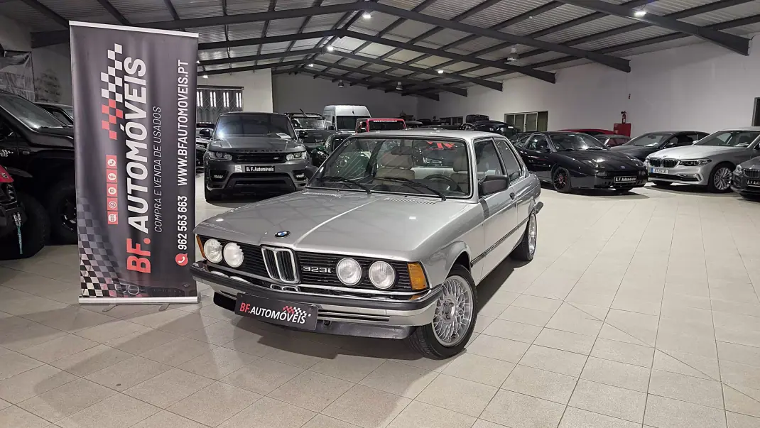 BMW 323 1982 - 27500 EUR, 224548 km - AUTO.MOTO.pt - 224548km - foto 8 de 44