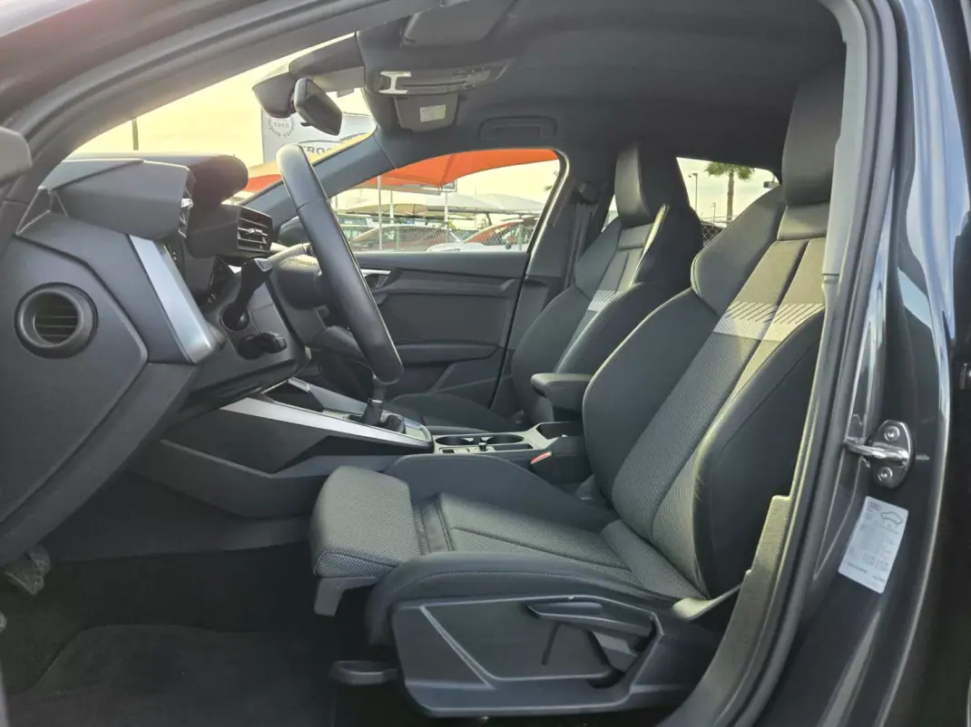 Audi A3 Sportback 2021 - 25950 EUR, 19765 km - AUTO.MOTO.pt - 19765km - foto 5 de 10