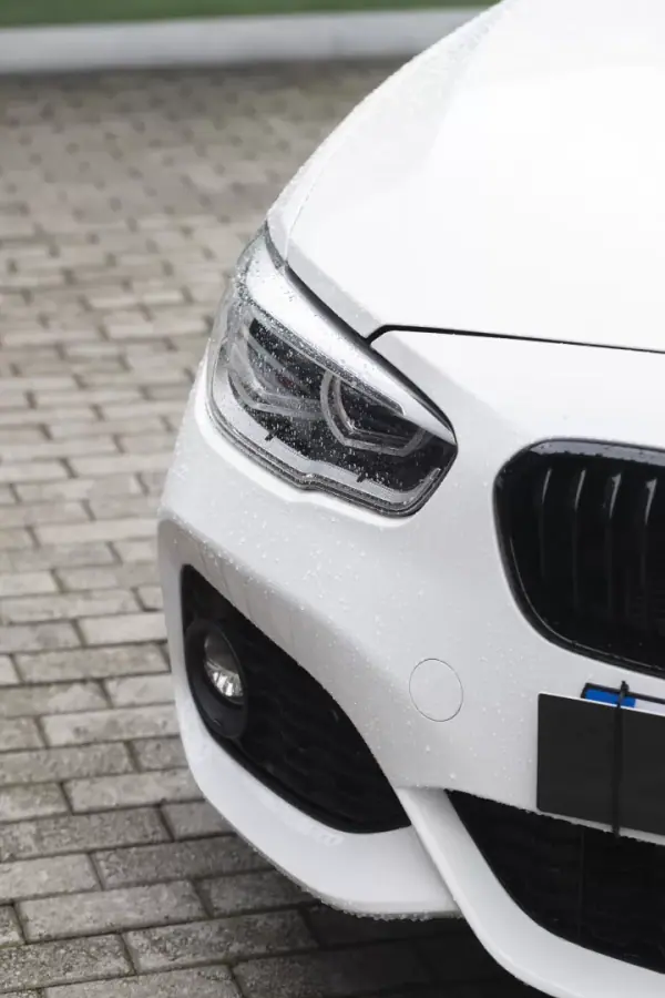 BMW 114 2017 - 16900 EUR, 135925 km - AUTO.MOTO.pt - 135925km - foto 9 de 28