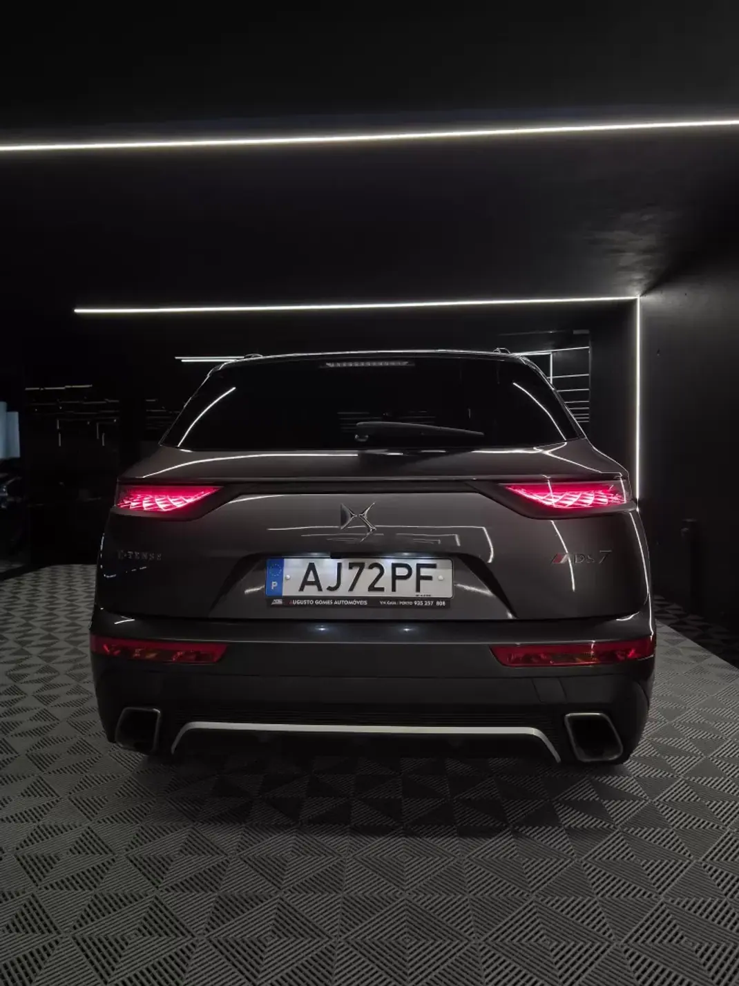 DS DS7 Crossback 2021 - 22750 EUR, 123722 km - 123722km - foto 16 de 34