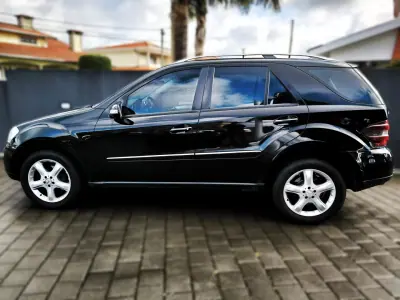 Mercedes-Benz ML 320 2006 - 13950 EUR, 273000 km - AUTO.MOTO.pt - 273000km - foto 10 de 39