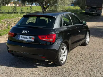 Audi A1 Sportback 2014 - 11500 EUR, 152000 km - AUTO.MOTO.pt - 152000km - foto 4 de 43