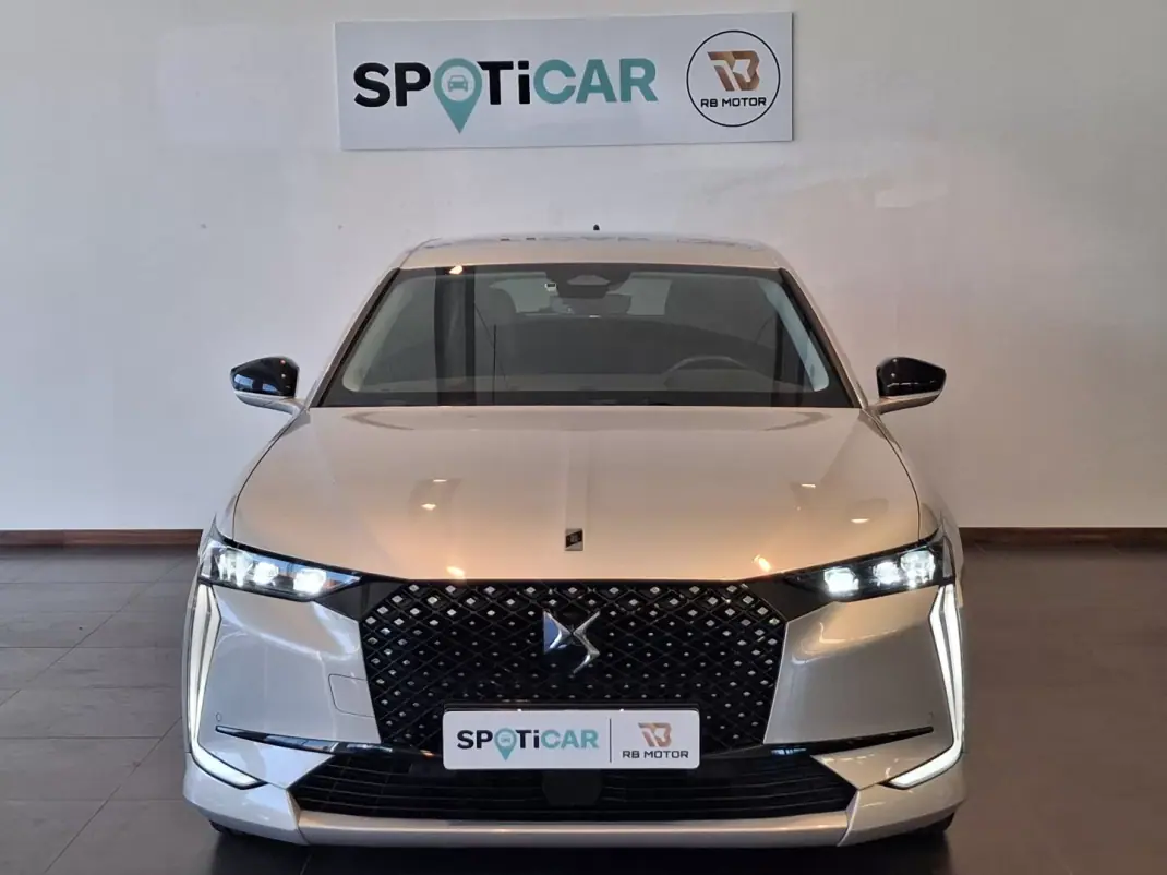 DS DS4 2025 - 27750 EUR, 29101 km - 29101km - foto 5 de 47