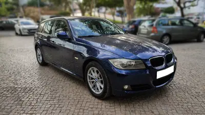 BMW 318 2012 - 210000km