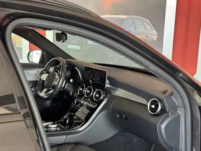 Mercedes-Benz C 300 2019 - 34990 EUR, 79215 km - AUTO.MOTO.pt - 79215km - foto 15 de 21