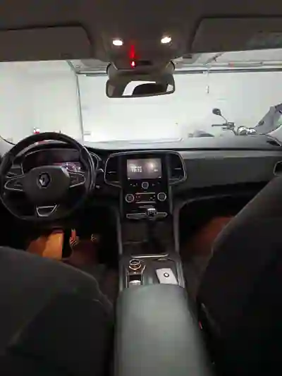 Renault Talisman Sport Tourer 2018 - 15750 EUR, 107000 km - AUTO.MOTO.pt - 107000km - foto 2 de 10