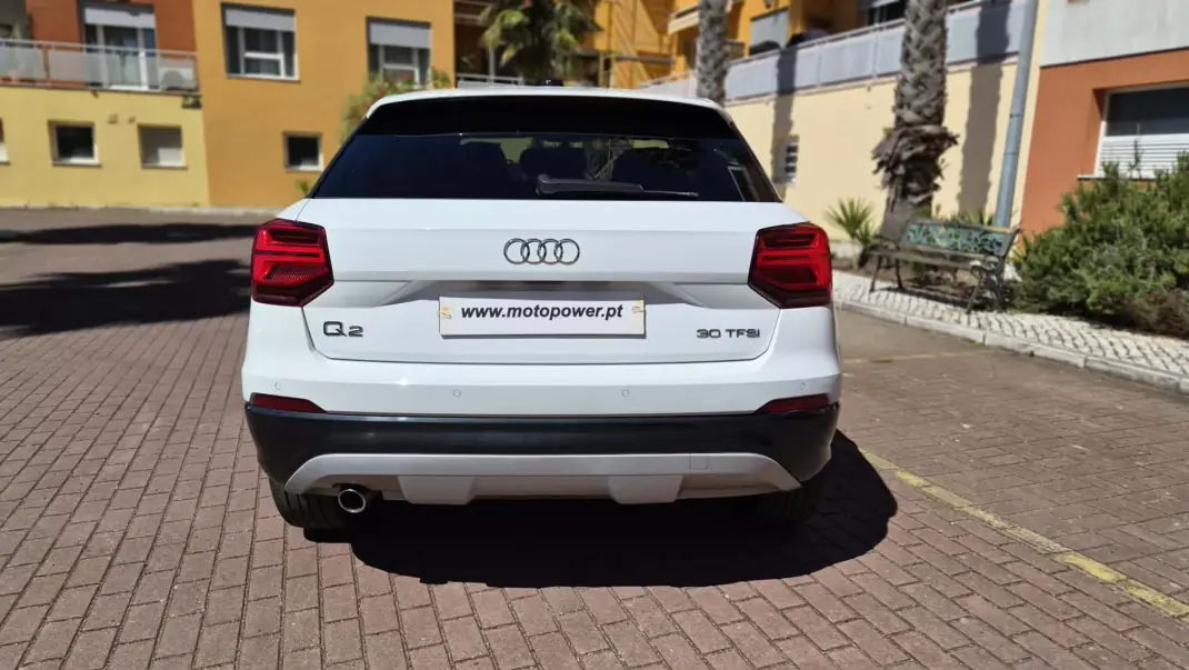 Audi Q2 2020 - 18890 EUR, 150000 km - AUTO.MOTO.pt - 150000km - foto 13 de 17