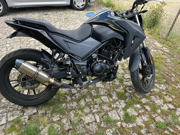 SYM HD 125 2020 - 1950 EUR, 17700 km - AUTO.MOTO.pt - 17700km - foto 4 de 8