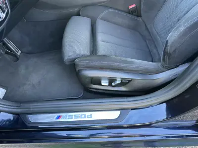BMW M550d 2017 - 49900 EUR, 150000 km - AUTO.MOTO.pt - 150000km - foto 41 de 54