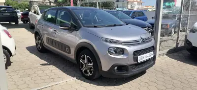 Citroën C3 2018 - 13200 EUR, 80300 km - AUTO.MOTO.pt - 80300km - foto 2 de 15