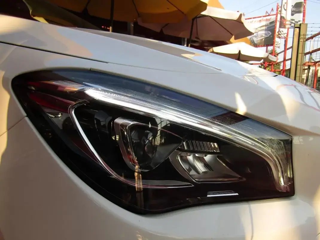 Mercedes-Benz CLA 200 2019 - 26899 EUR, 154950 km - 154950km - foto 31 de 38