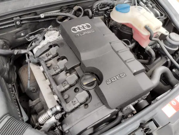 Audi A6 2010 - 10700 EUR, 220000 km - AUTO.MOTO.pt - 220000km - foto 13 de 29