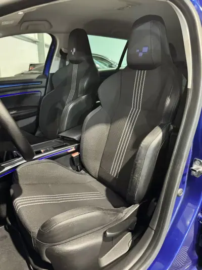 Renault Mégane Sport Tourer 2017 - 13900 EUR, 196500 km - 196500km - foto 45 de 51