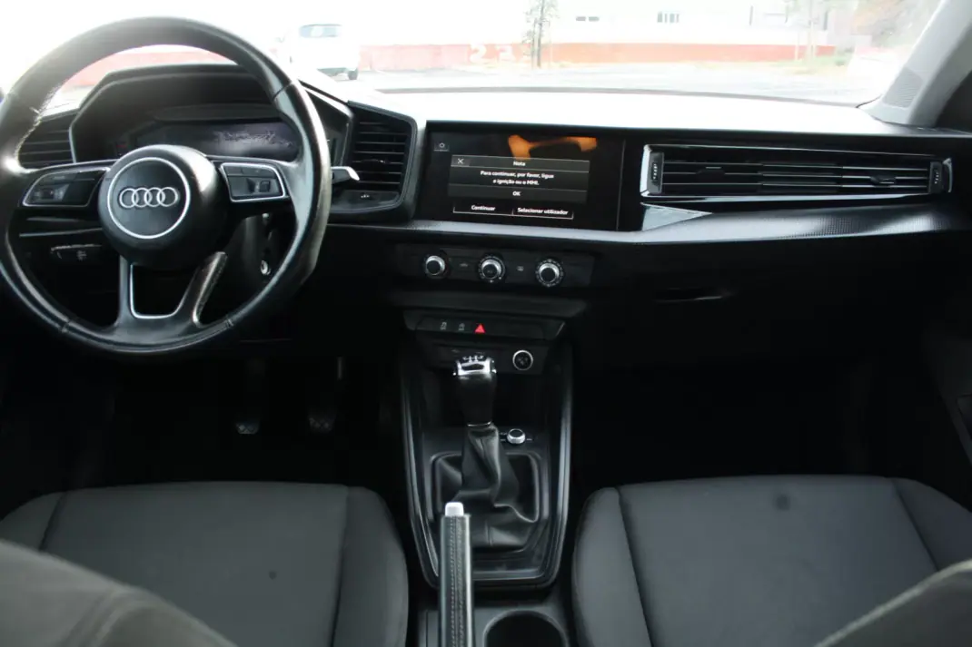 Audi A1 Sportback 2022 - 16000 EUR, 107635 km - 107635km - foto 17 de 21