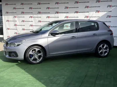 Peugeot 308 2020 - 12990 EUR, 128157 km - AUTO.MOTO.pt - 128157km - foto 3 de 13