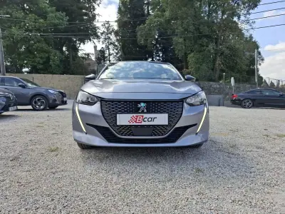 Peugeot e-208 2021 - 16499 EUR, 94000 km - AUTO.MOTO.pt - 94000km - foto 3 de 35