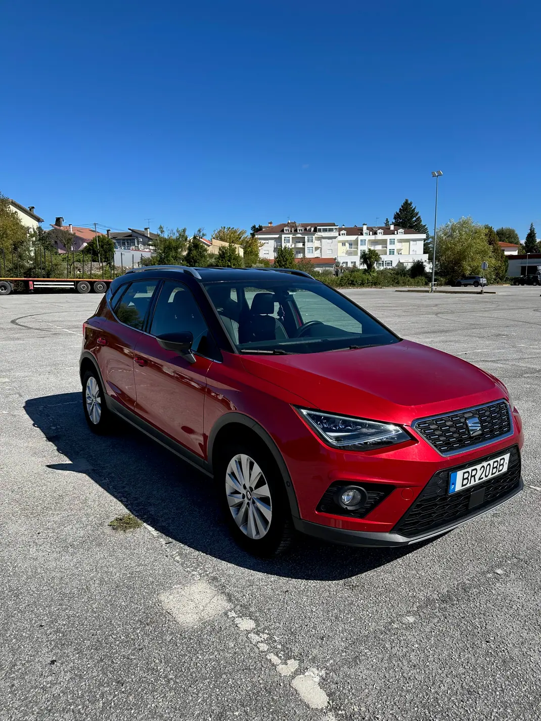 SEAT Arona 2019 - 12500 EUR, 62000 km - AUTO.MOTO.pt - 62000km - foto 2 de 11