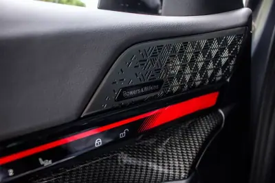 BMW i5 2023 - 74990 EUR, 17145 km - AUTO.MOTO.pt - 17145km - foto 25 de 60