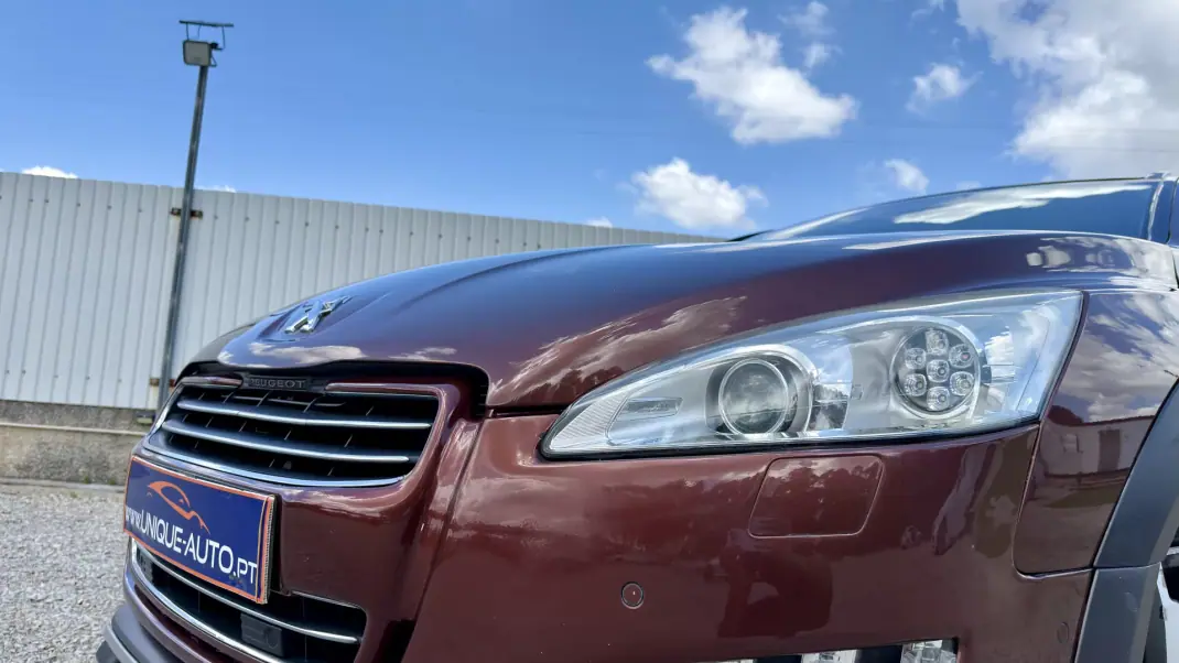 Peugeot 508 RXH 2013 - 9900 EUR, 320000 km - AUTO.MOTO.pt - 320000km - foto 6 de 54