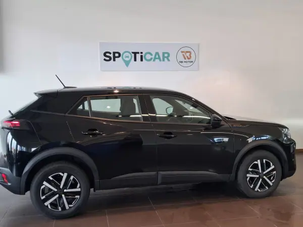 Peugeot 2008 2025 - 19250 EUR, 22951 km - AUTO.MOTO.pt - 22951km - foto 6 de 35
