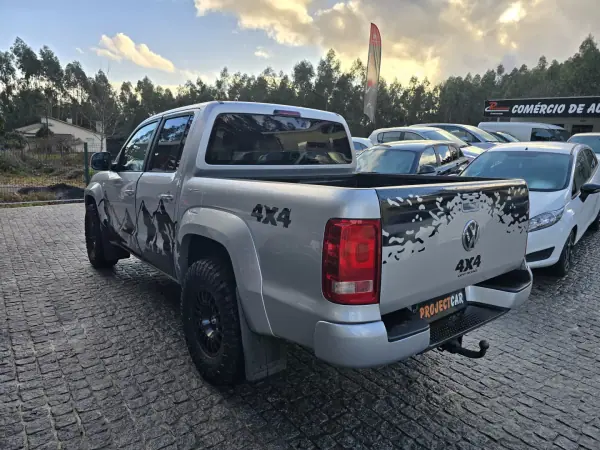 Volkswagen Amarok 2013 - 25900 EUR, 180000 km - AUTO.MOTO.pt - 180000km - foto 5 de 5