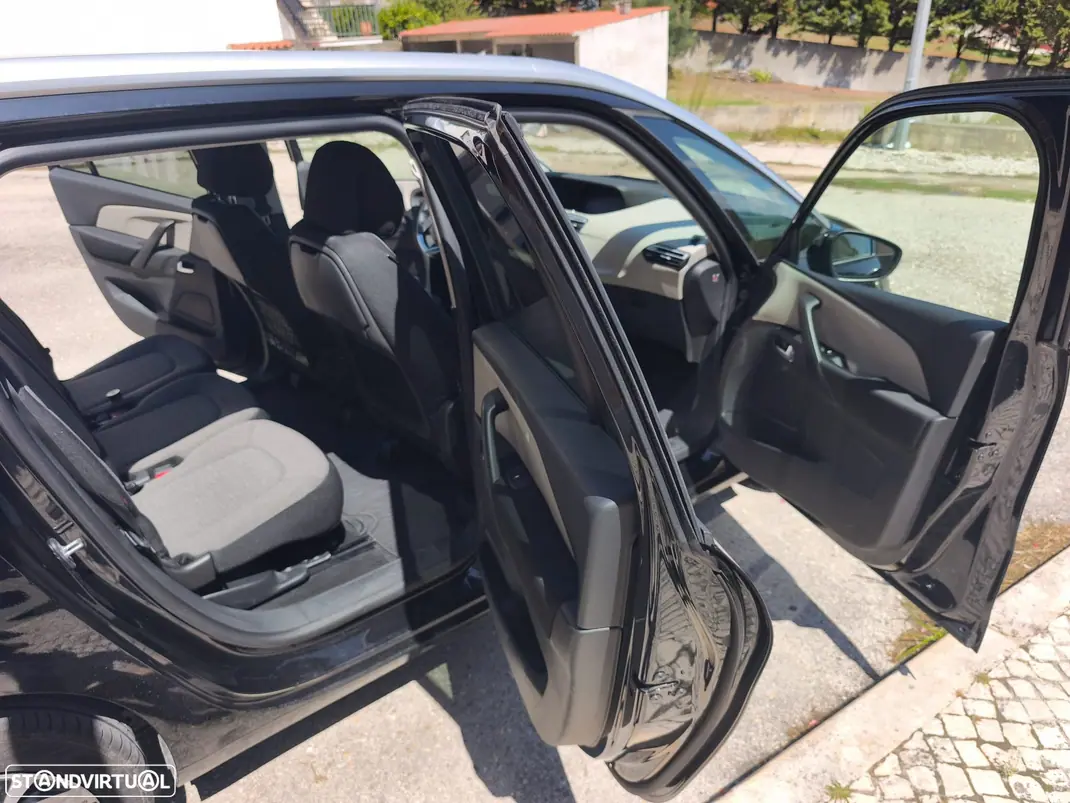 Citroën Grand C4 Spacetourer 2020 - 16300 EUR, 106000 km - 106000km - foto 9 de 13