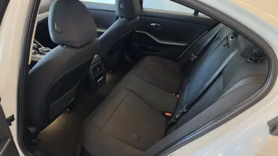 BMW 330 2019 - 22900 EUR, 111028 km - AUTO.MOTO.pt - 111028km - foto 46 de 54