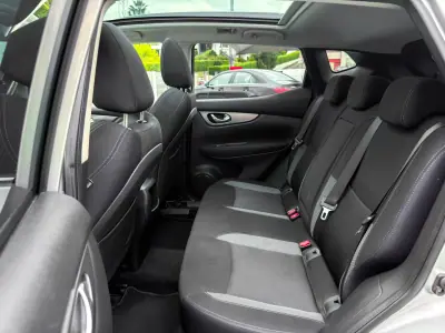 Nissan Qashqai 2018 - 17990 EUR, 95880 km - AUTO.MOTO.pt - 95880km - foto 27 de 27